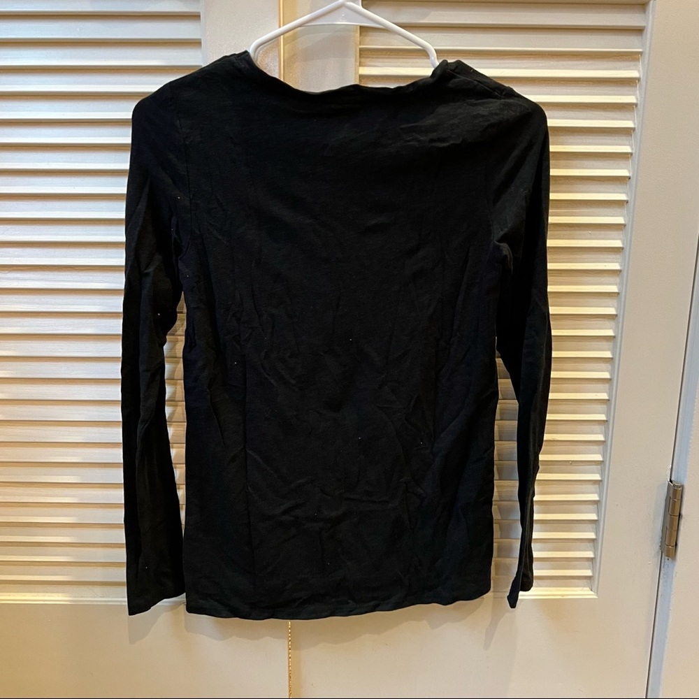 Basic Black Longsleeve - Picture 4 of 4